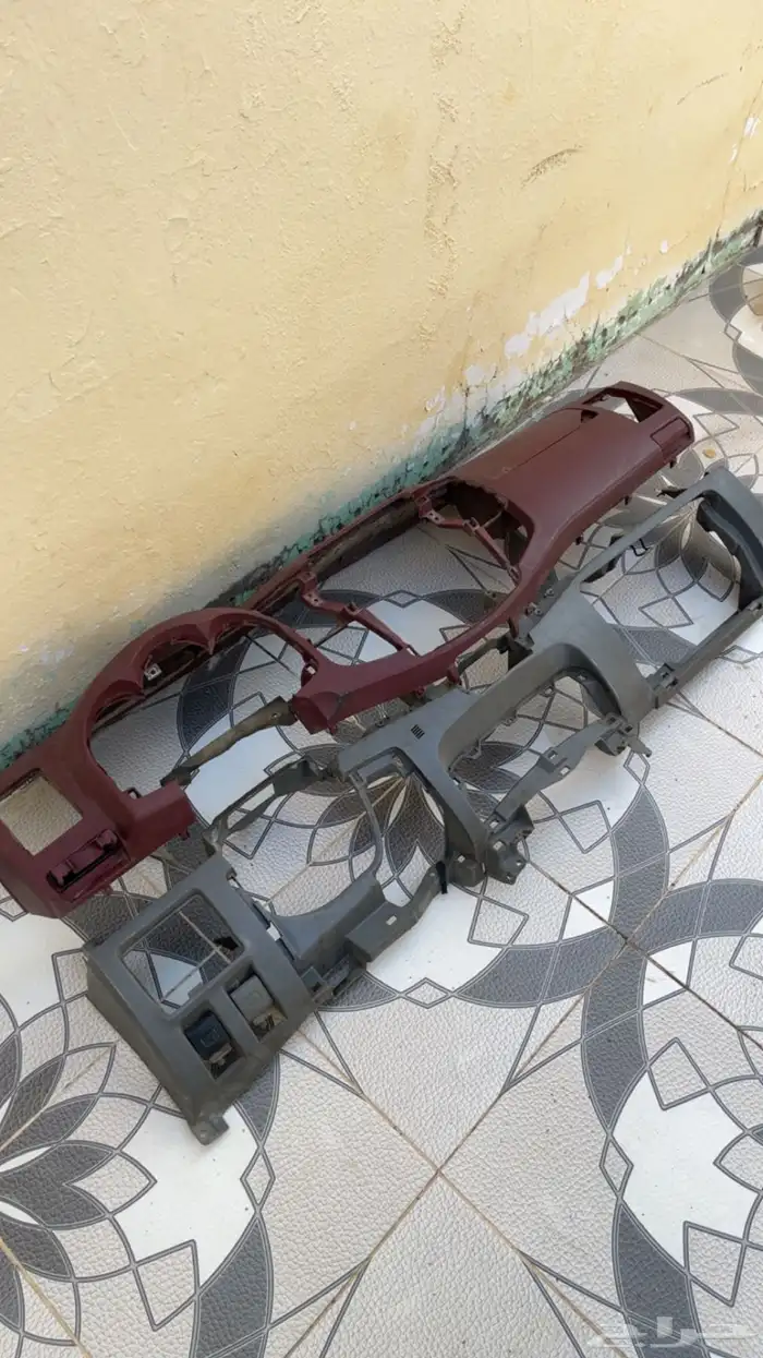 قطع غيار هايلكس 0