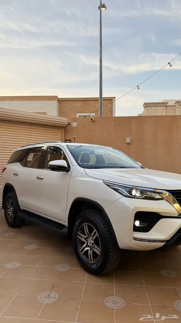 تويوتا فورتشنر موديل 2022 VX 6 16