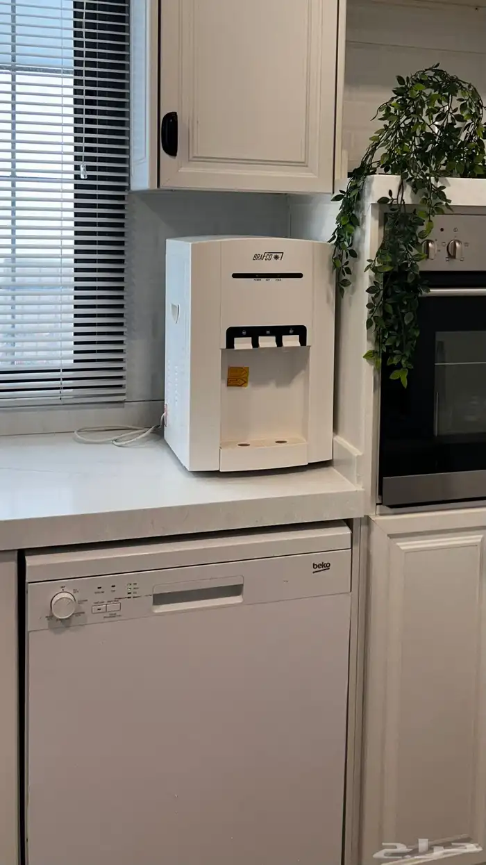 غسالة اواني بيكو نظيفه مافيها اي عيوب 0