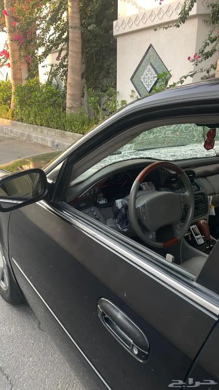 كاديلاك ديفيل DTS 2