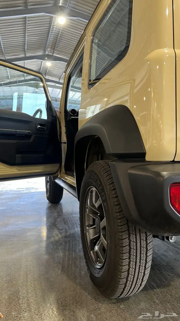 جيب سوزوكي جمني 2025 11