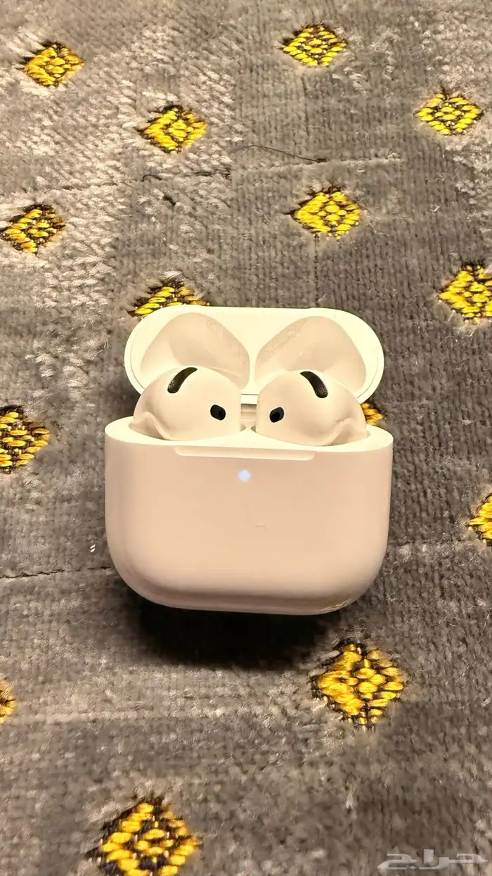 سماعة اير بودز اصدار4 مع خاصية عزل الضجيج 4