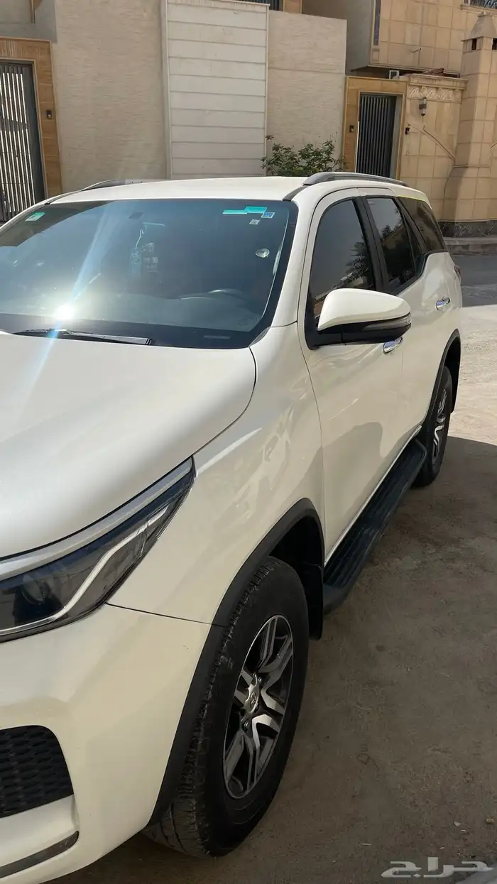 فورتشنر ديزل نضيف وكالة 2021 للبيع 1