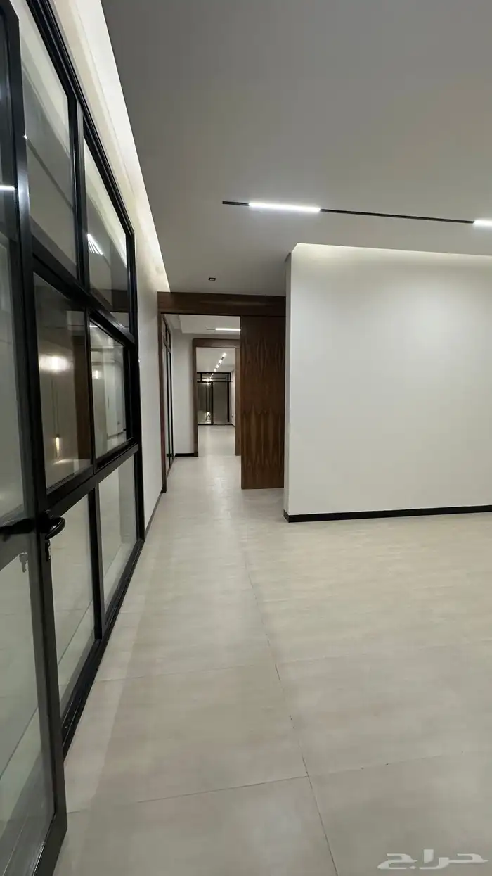 للبيع فيلا حي اشبيلية 4