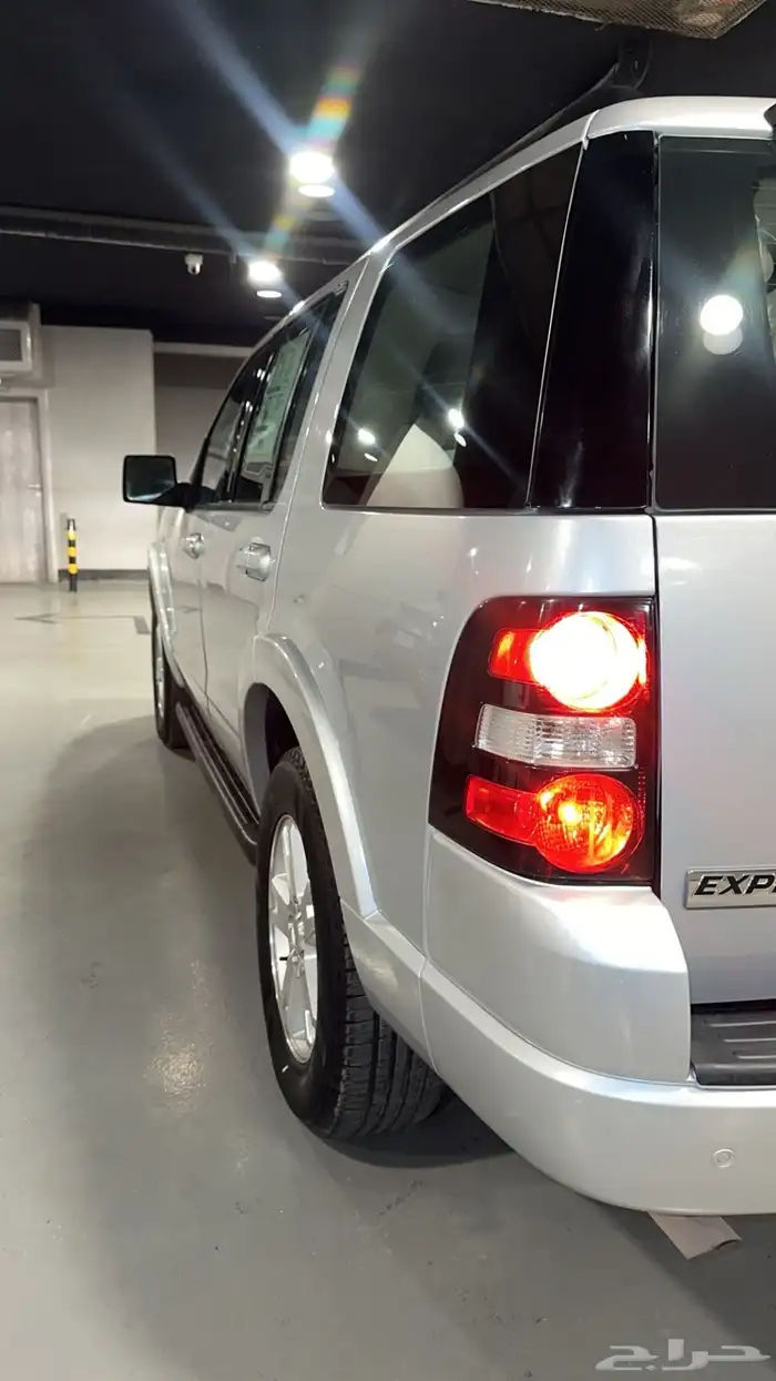 فورد اكسبور 2009 موصفات جزيره 12