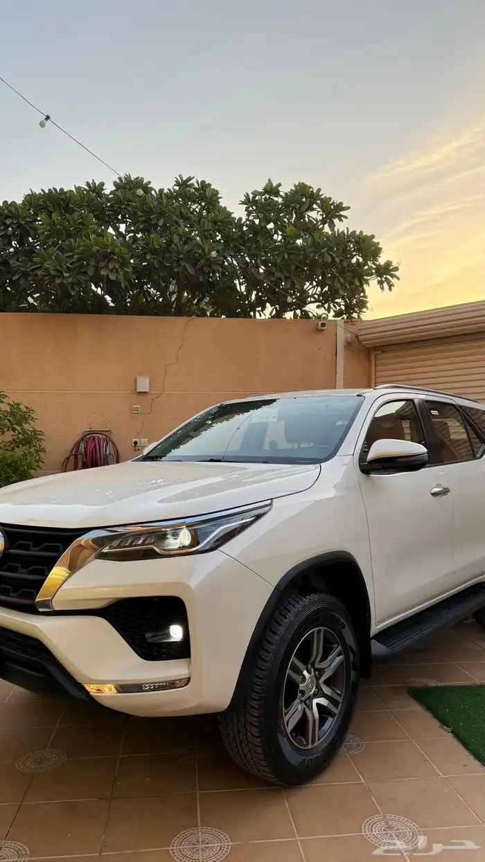 تويوتا فورتشنر موديل 2022 VX 6 17