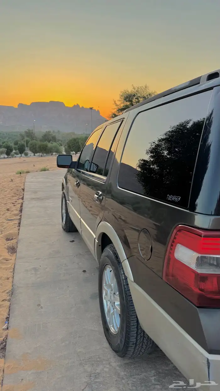 فورد إكسبيديشن 10