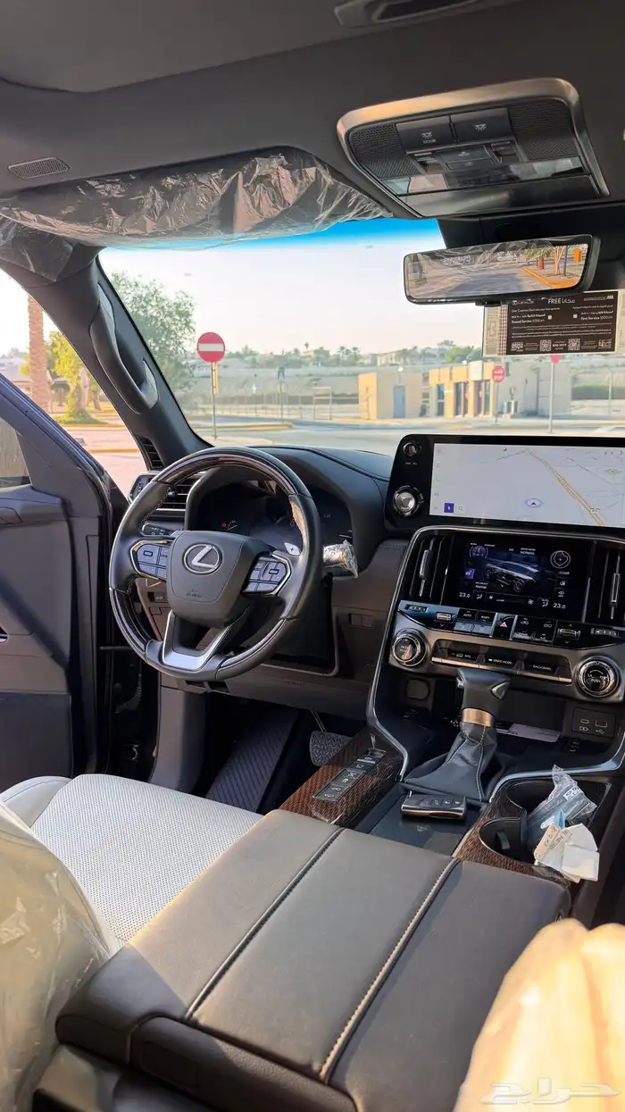 جيب لكزس 2023 22