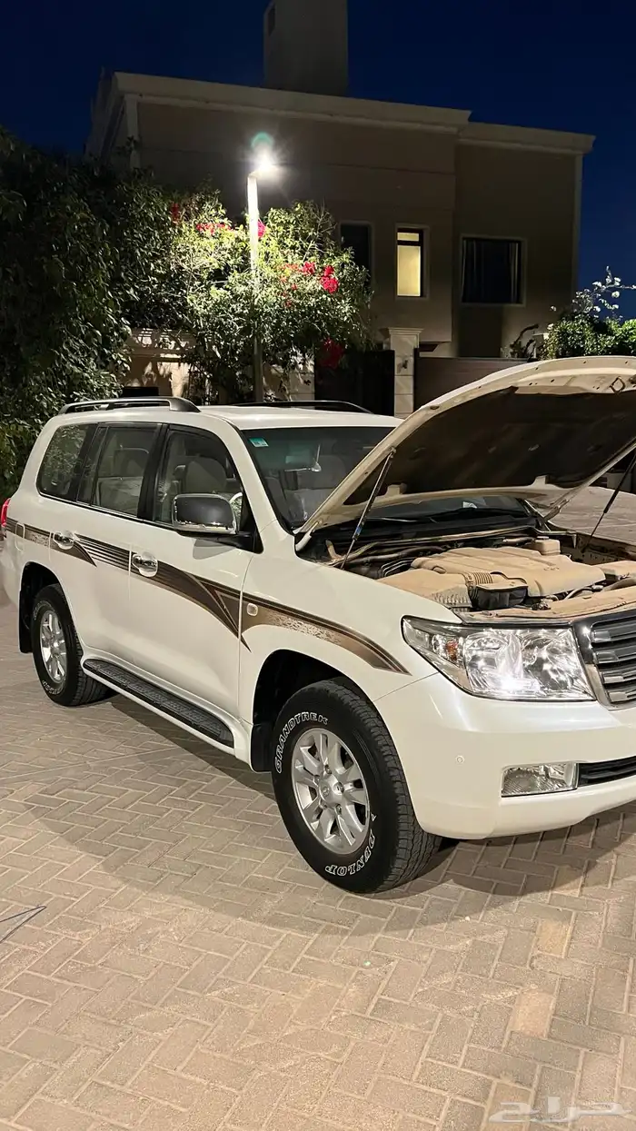 لاندكروزر ((مخزن بحالة الوكاله)) 25