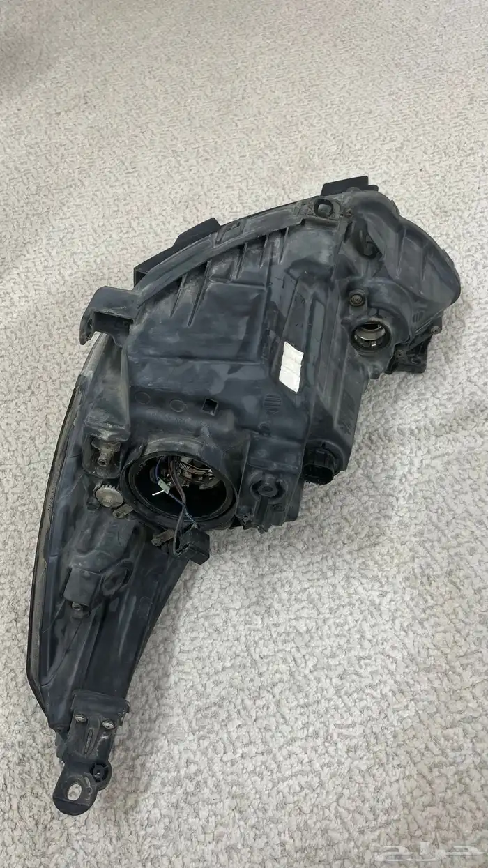 شمعة اكسنت امامي يسار جهه السواق اصلي ومن غير اي كسور 1