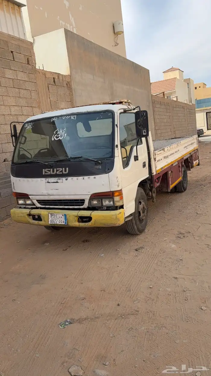 دنه ايسوزو 2002 للبيع 0