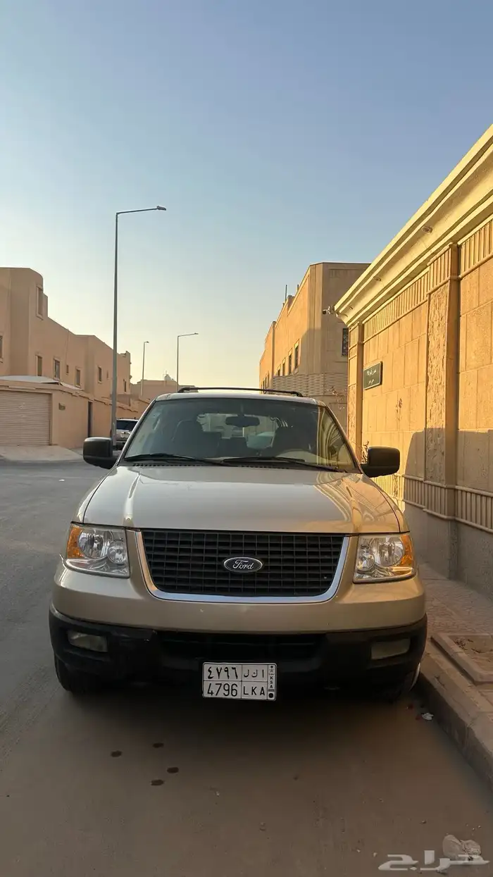 فورد اكسبيدشن 2004 2