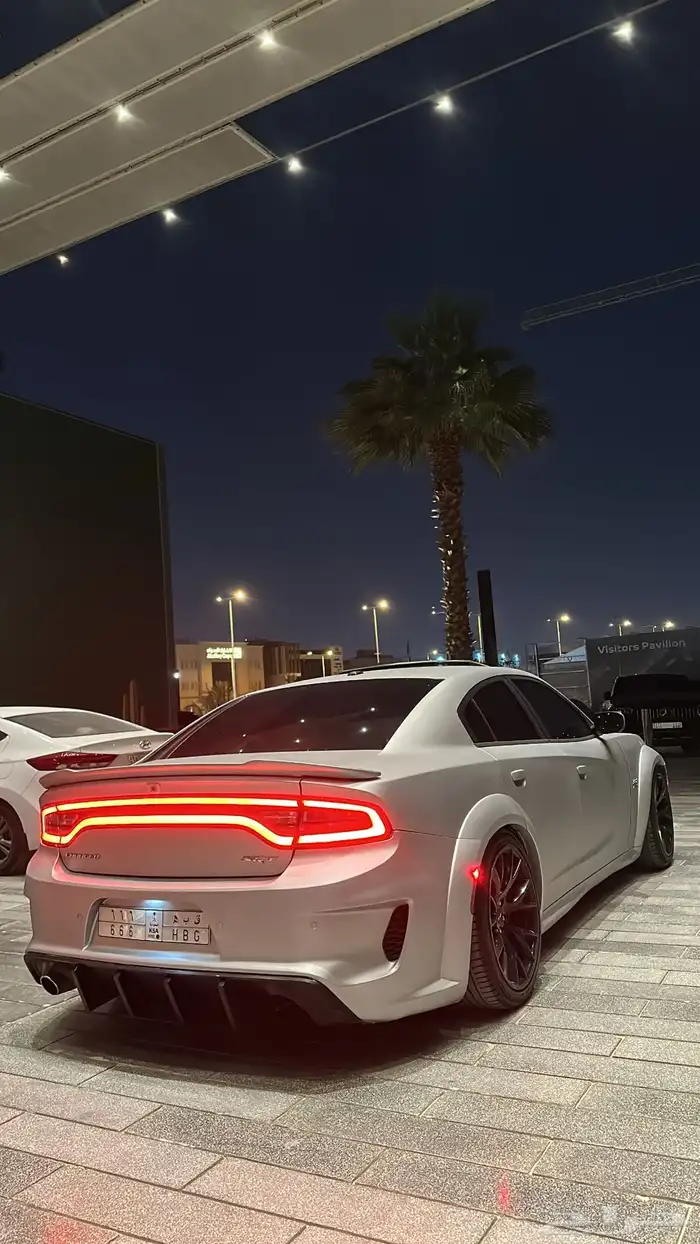 دوج تشارجر وايد بدي 2016 1