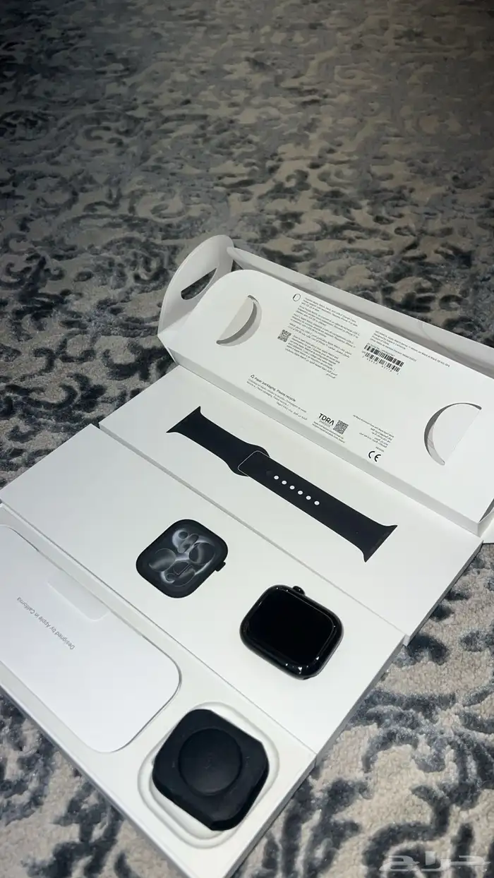 ساعة آبل آخر إصدار 11 ألمنيوم لماع مقاس 46  حزام اسود 2