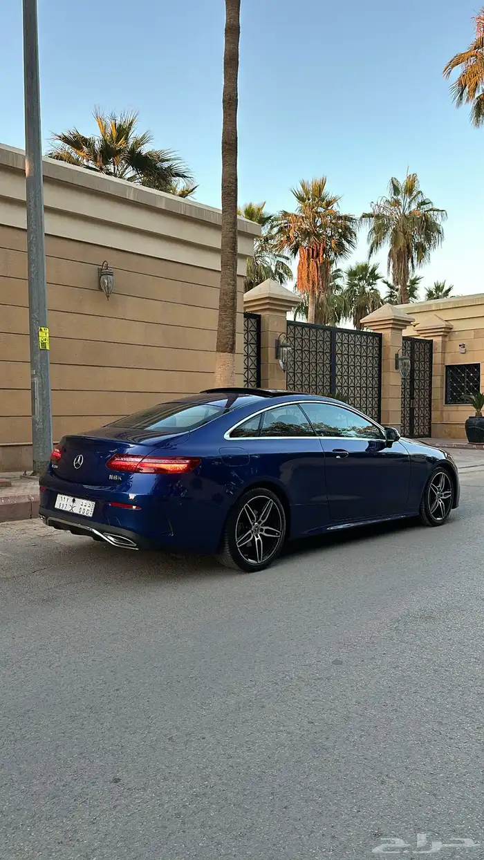 مرسيدس E200 2020 4