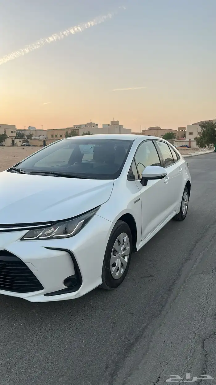 تويوتا كورولا هايبرد 2022 2