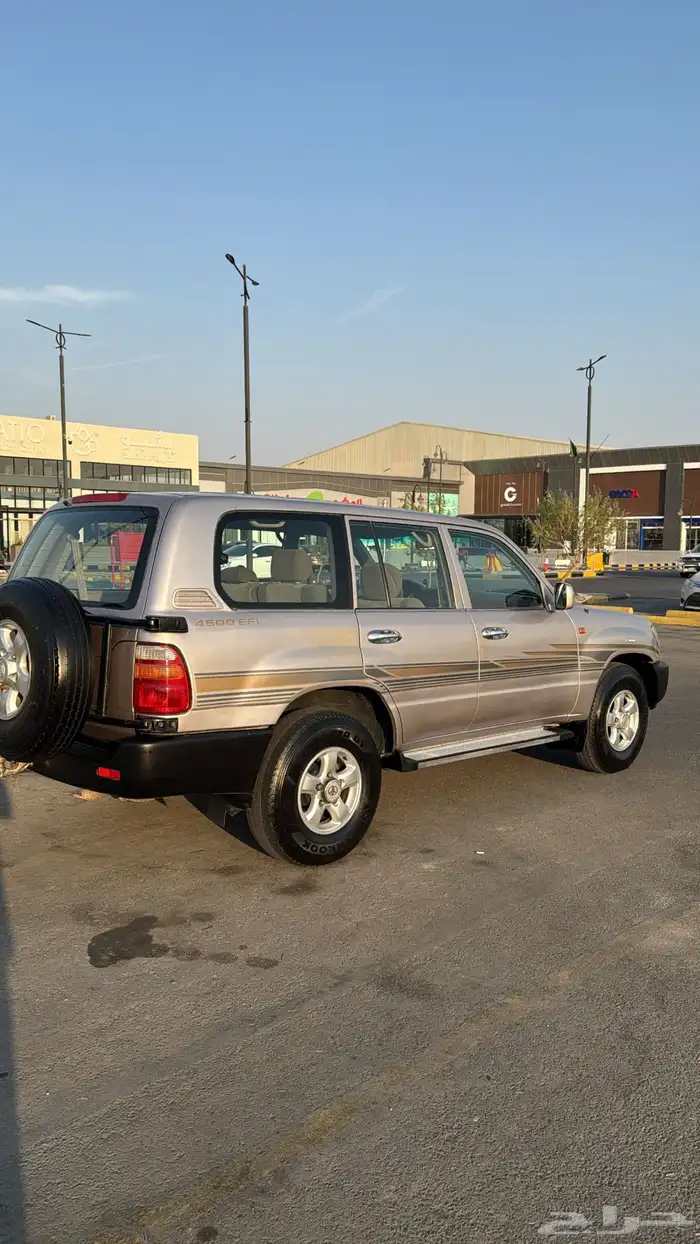 للبيع لاند 2002 GXR 6