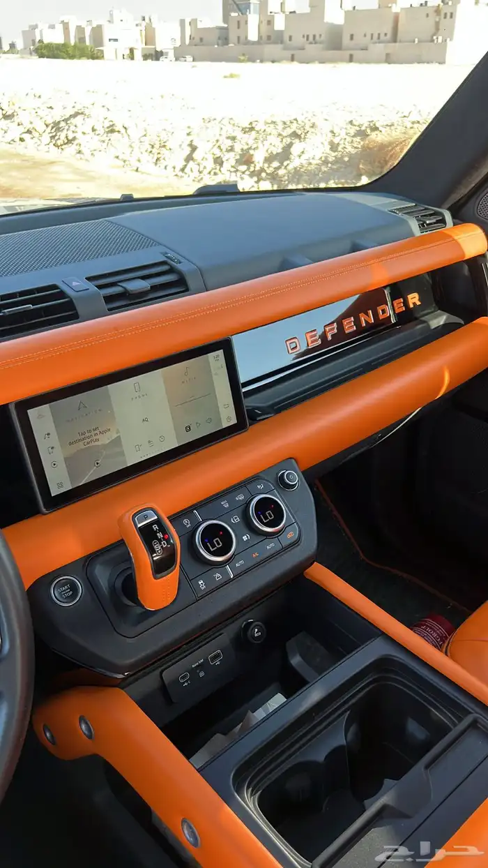للبيع لاندروفر (ديفندر) 2021 7