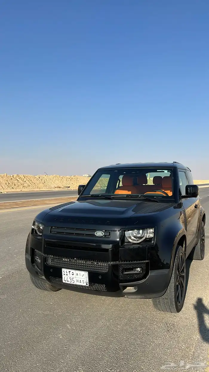 للبيع لاندروفر (ديفندر) 2021 0