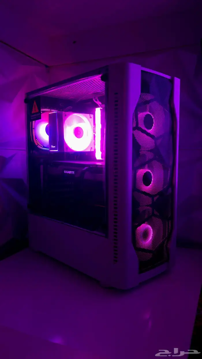 للبيع تجميعه ممتازة واقتصادية للالعاب ويشغل جميع الالعاب 1