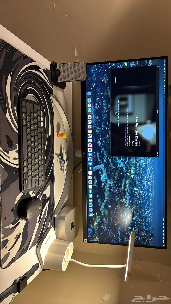 ماك ميني وملحقاته كامله مع شاشه للبيع 2700 5