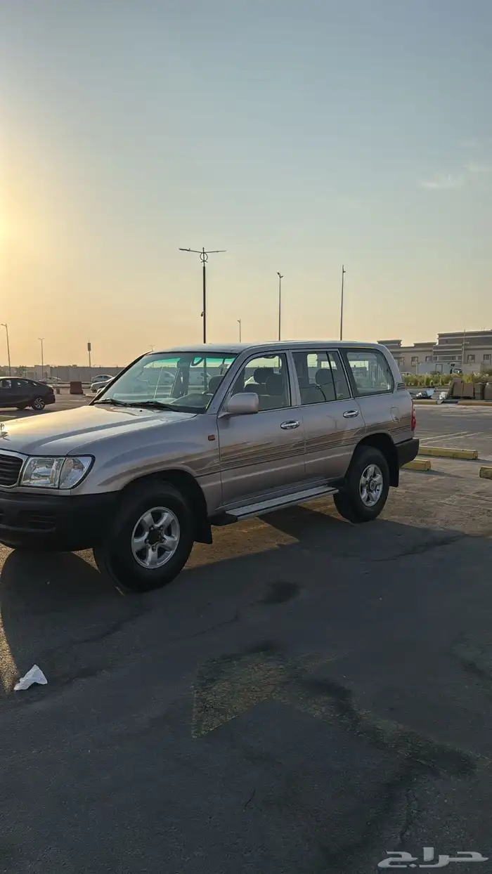 للبيع لاند 2002 GXR 1