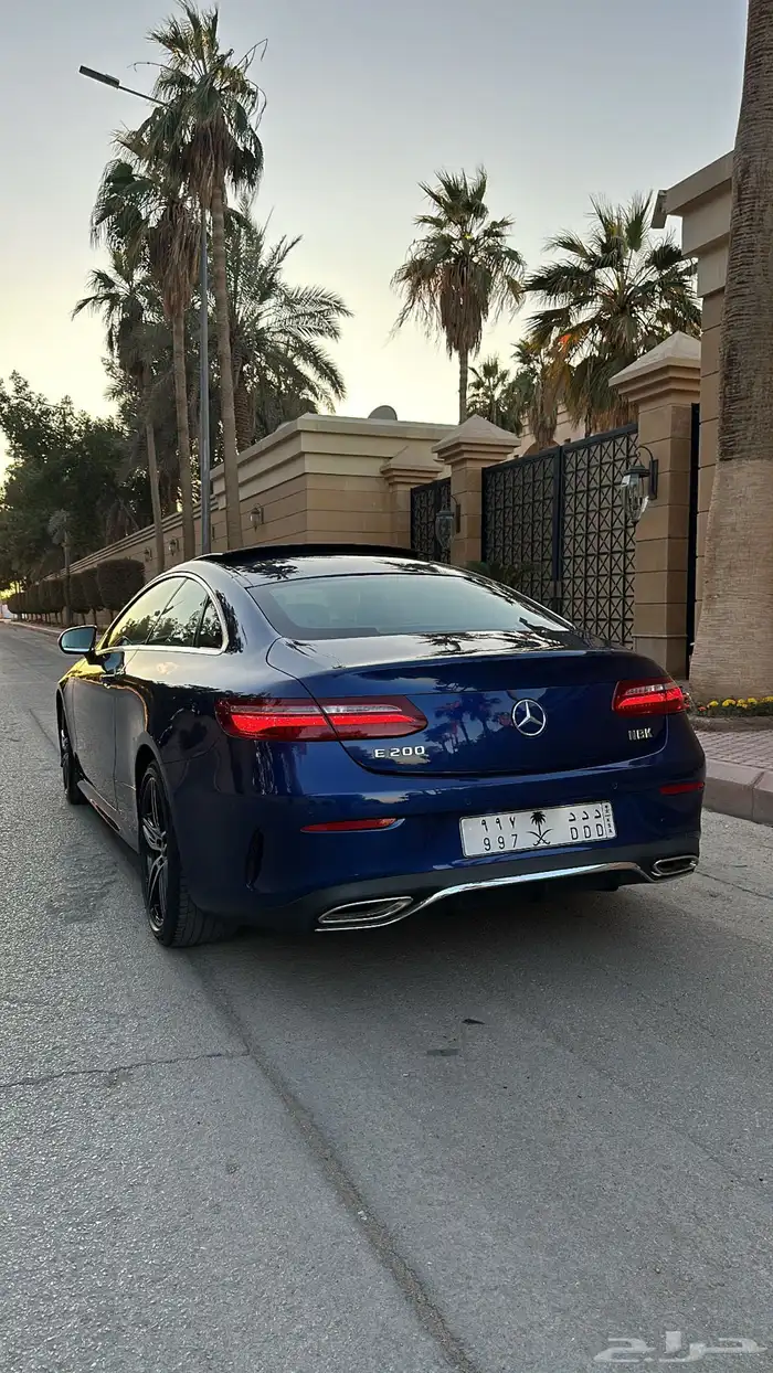 مرسيدس E200 2020 17