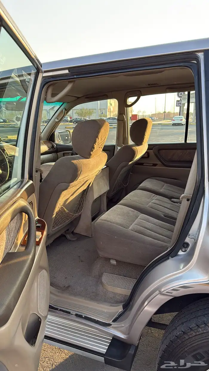 للبيع لاند 2002 GXR 11