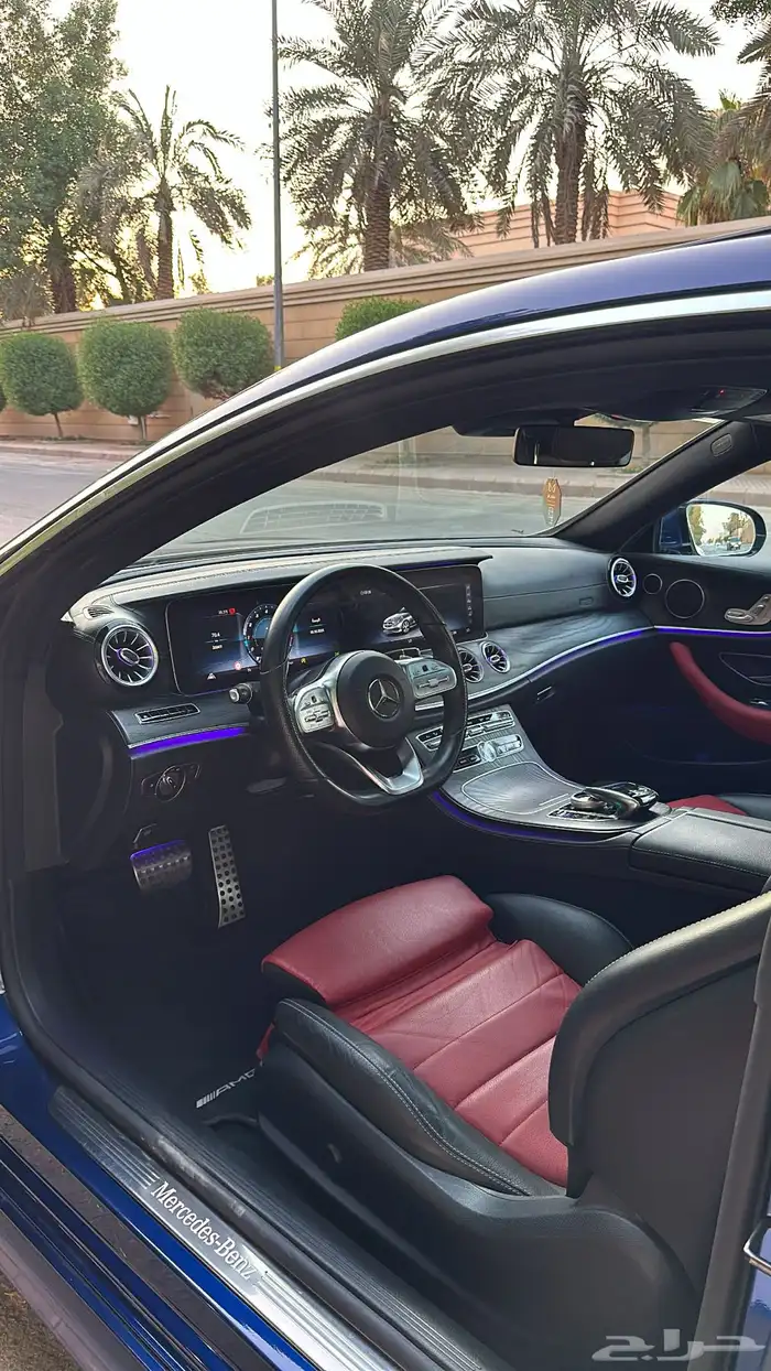 مرسيدس E200 2020 31