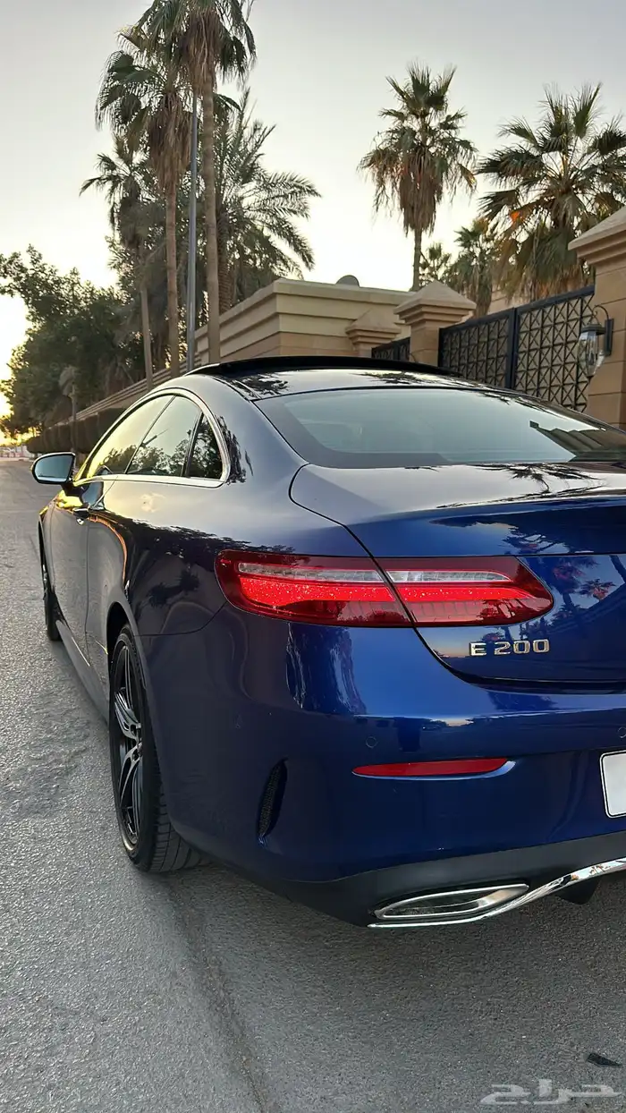 مرسيدس E200 2020 19