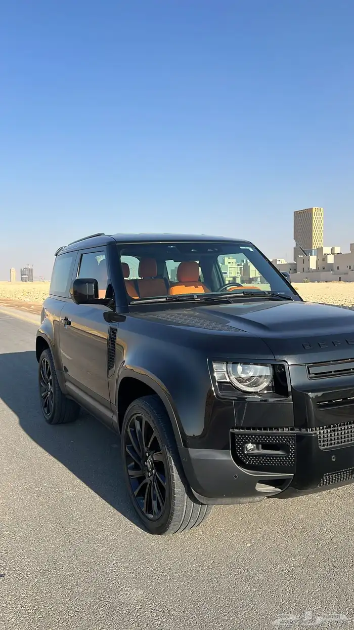للبيع لاندروفر (ديفندر) 2021 2