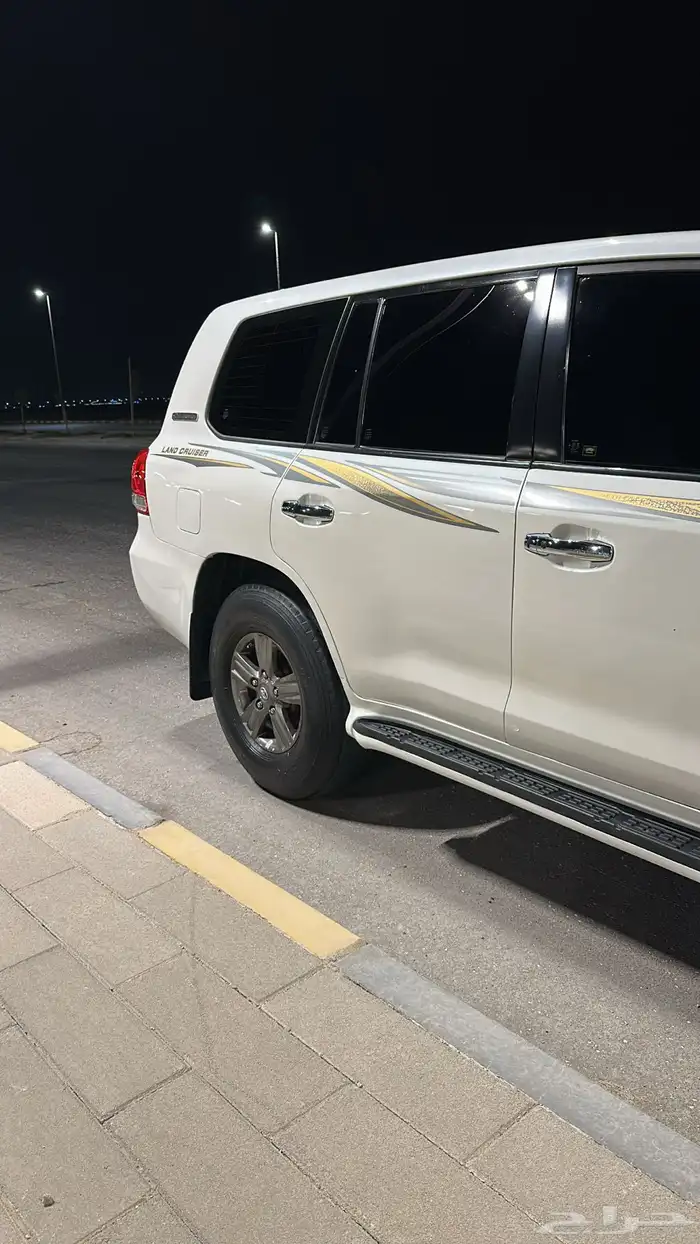 جنوط لاندكروزر 2015 0