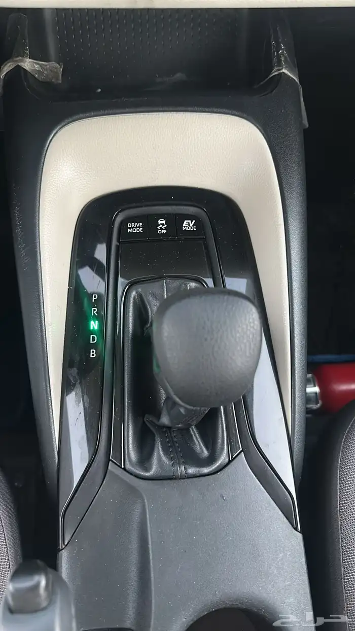 تويوتا كورولا هايبرد 2022 12