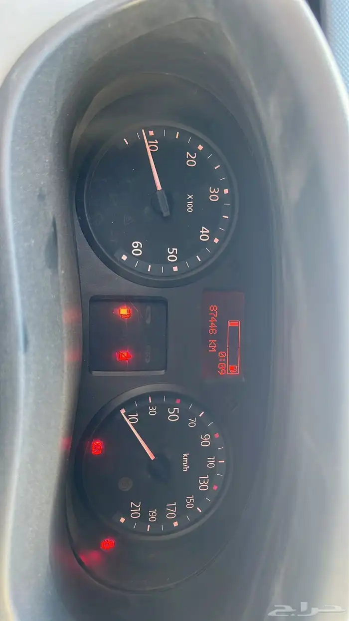 باص رينو 2016 12