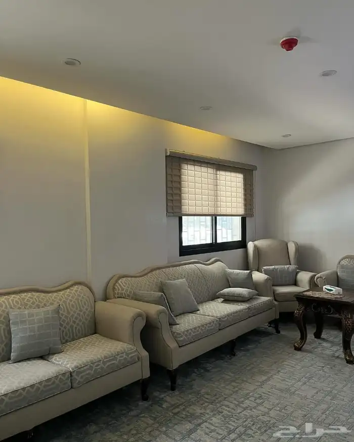 شقة مؤثثة بموقع مميز للبيع 5