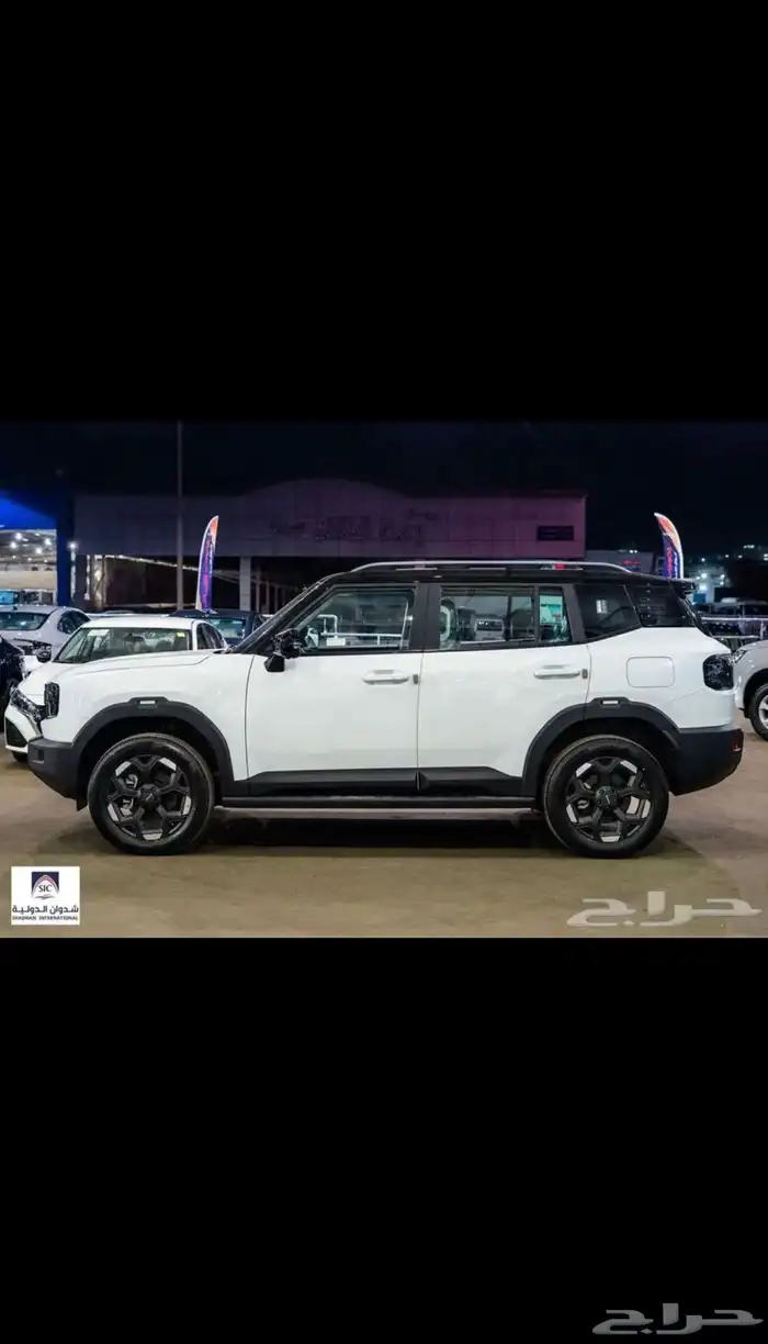 جيتور T1 لاكجري سقف اسود 1