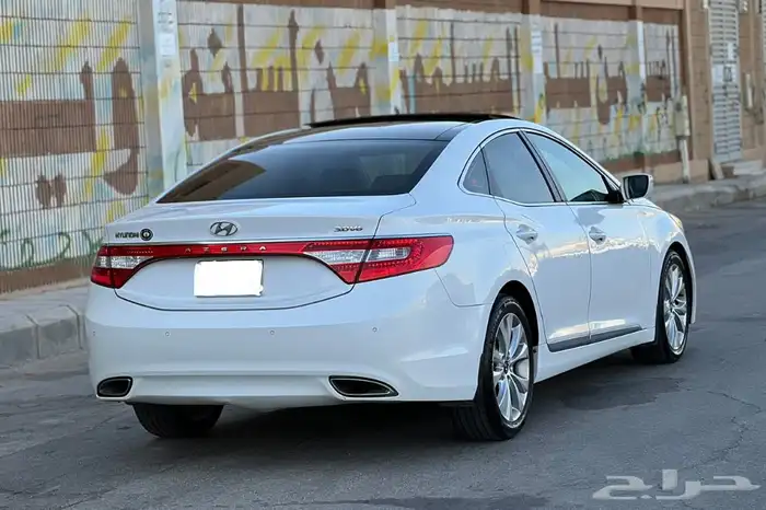 هيونداي ازيرا 2012 5