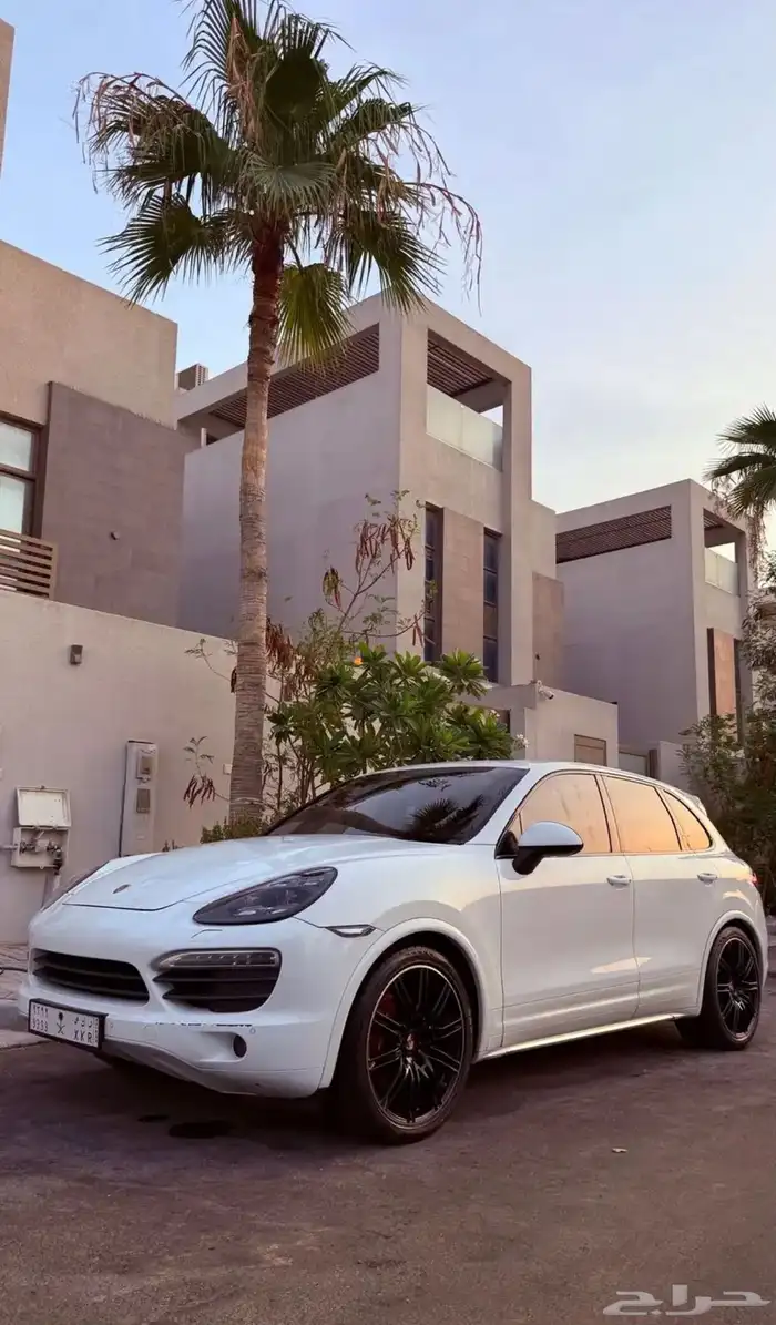 للبيع بورش كايين s بحاله الوكالة 1