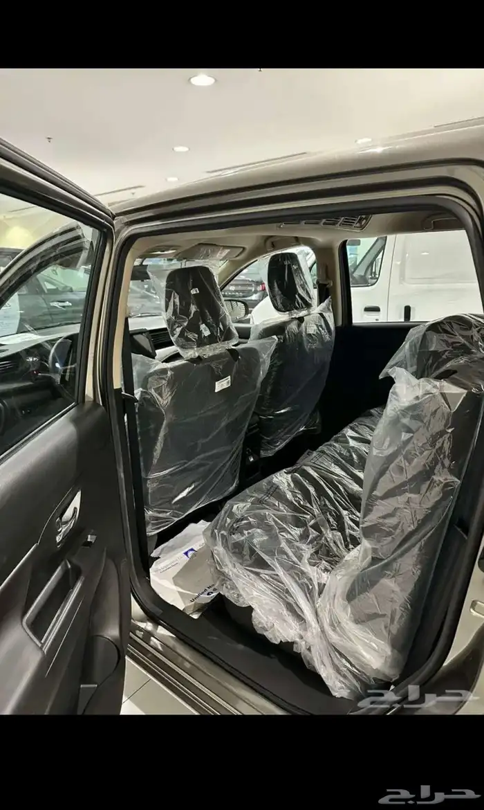 سوزوكي ارتيجا 2025 4