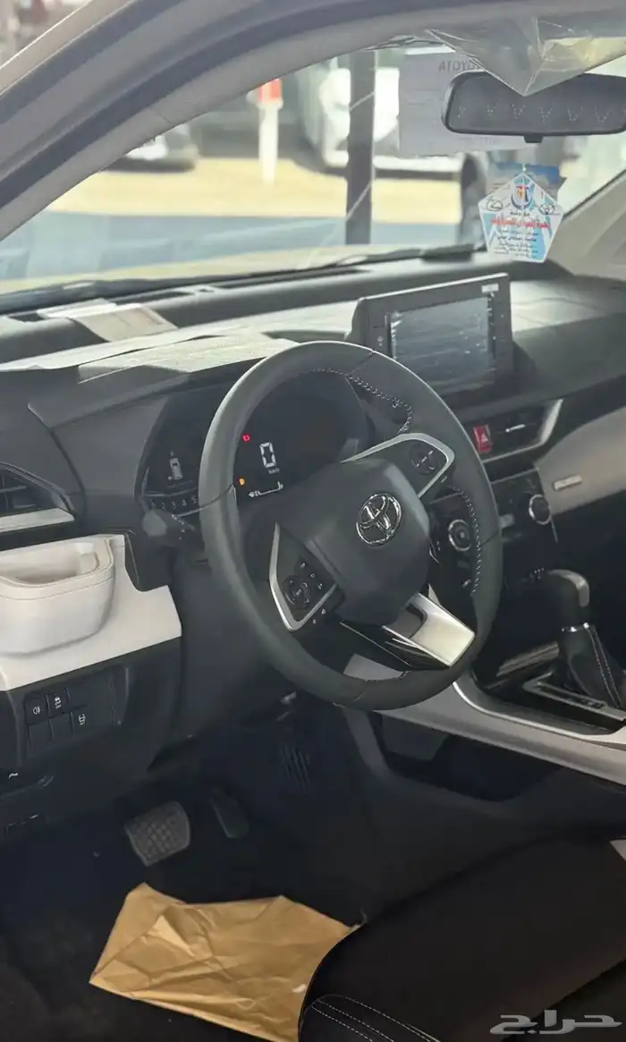 تويوتا فيلوز فل كامل 2025 كاش وتقسيط 9