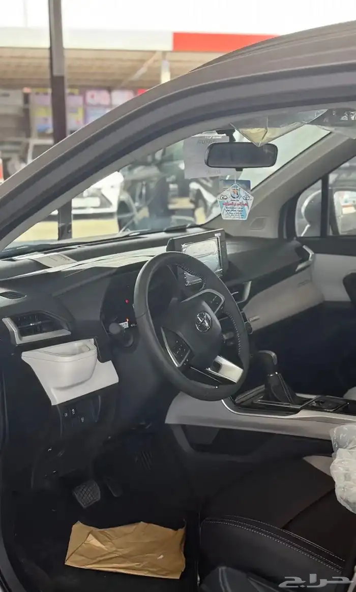 تويوتا فيلوز فل كامل 2025 كاش وتقسيط 8