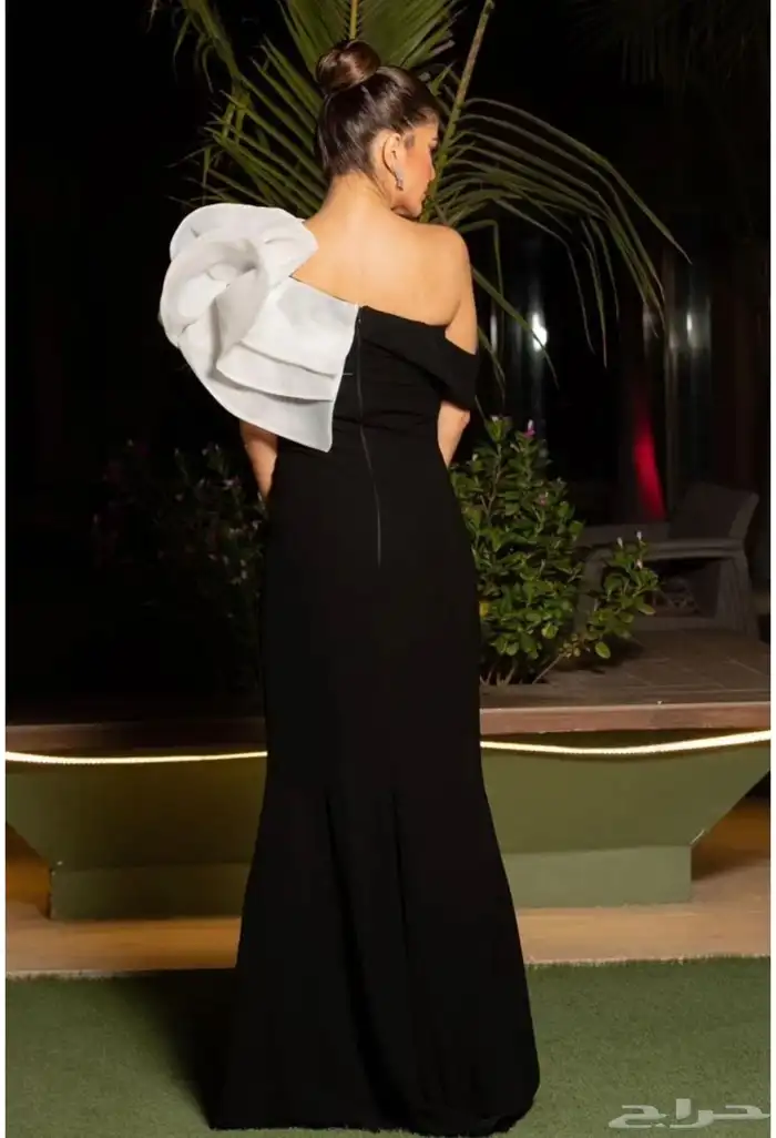 فستان فخم وجديد من بيرلا 1