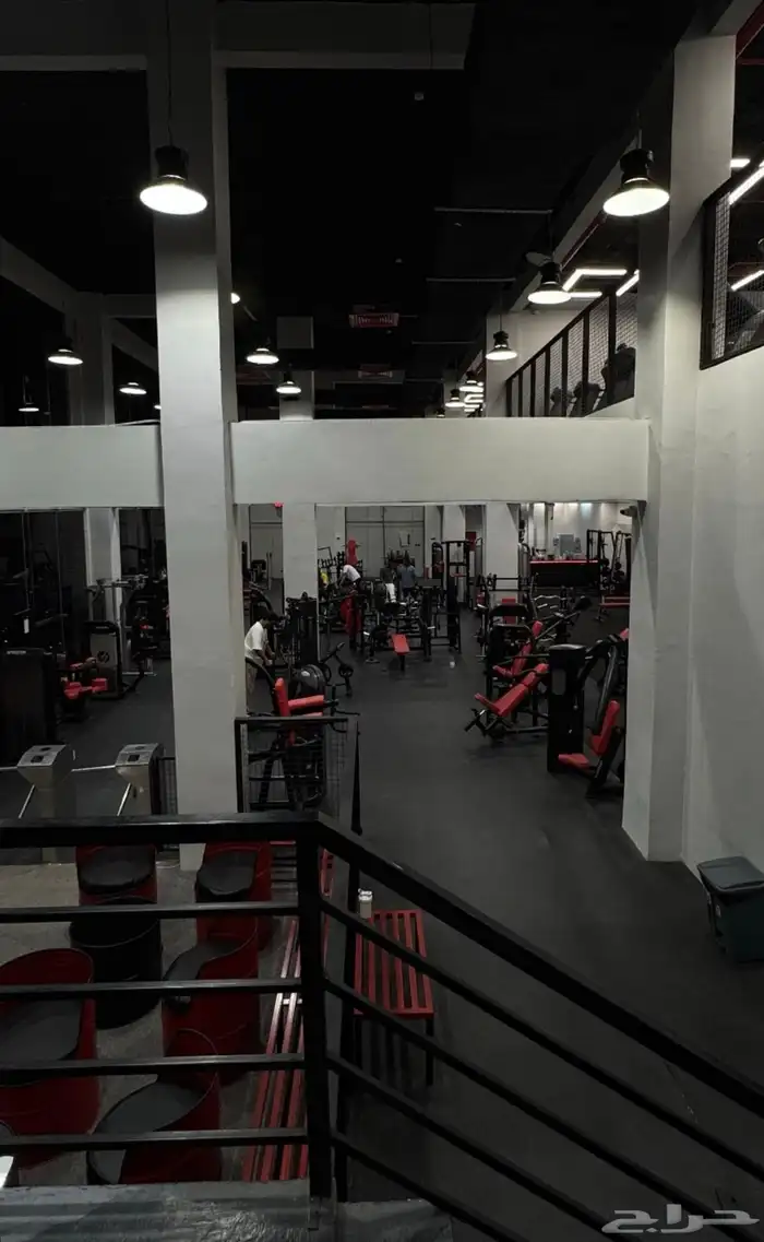 عرض خاص للتنازل اشتراك نادي فن اللياقة للرجال مكة ولي العهد1 1