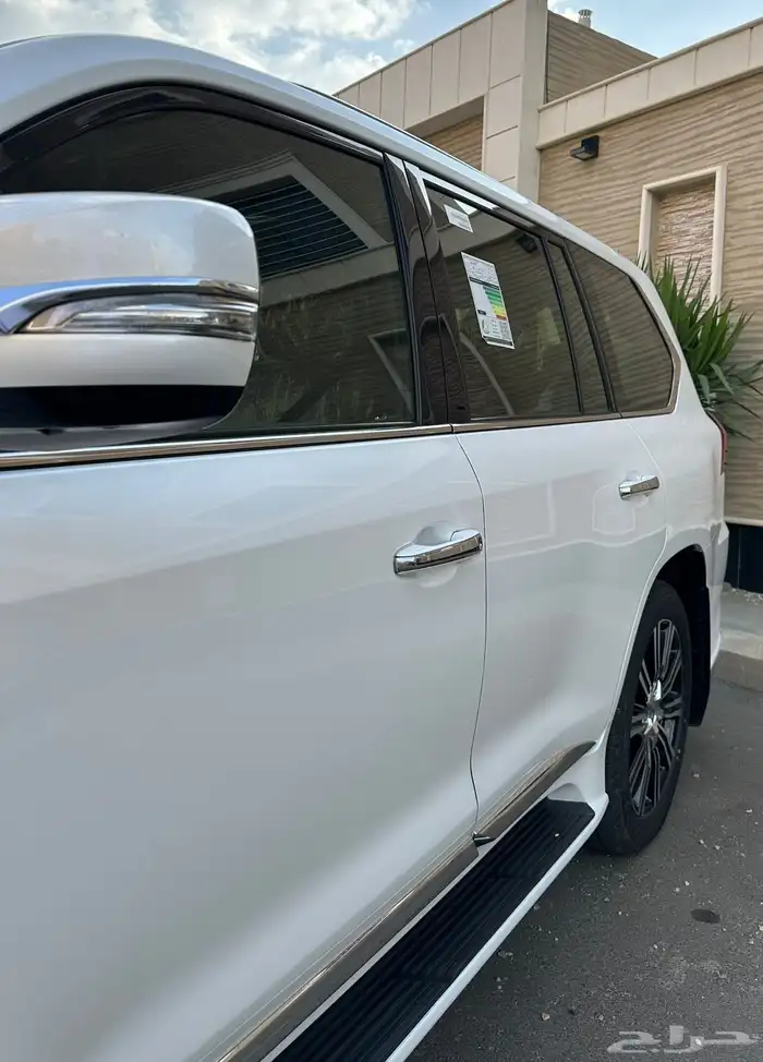 لكزس 2021 سبورت (( عداد 9 الاف فقط مخزن شبه الأصفار )) 15