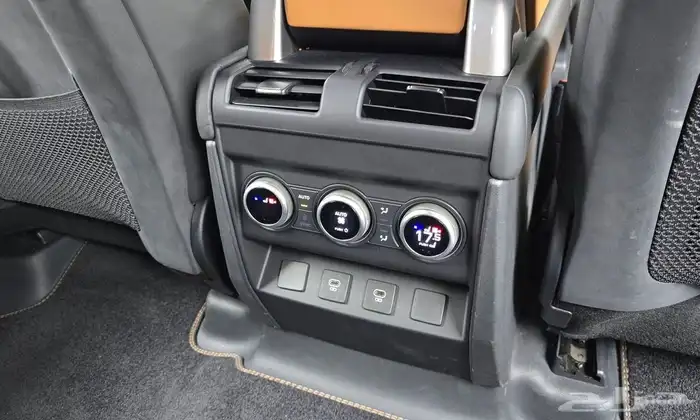 (130) P400 X-Dynamic HSE 2024 ديفندر 20