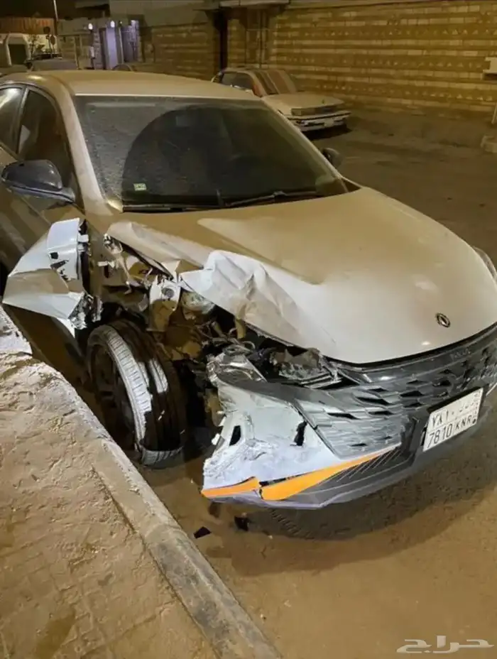 سياره للبيع من نوع دونج فينج 2025 3