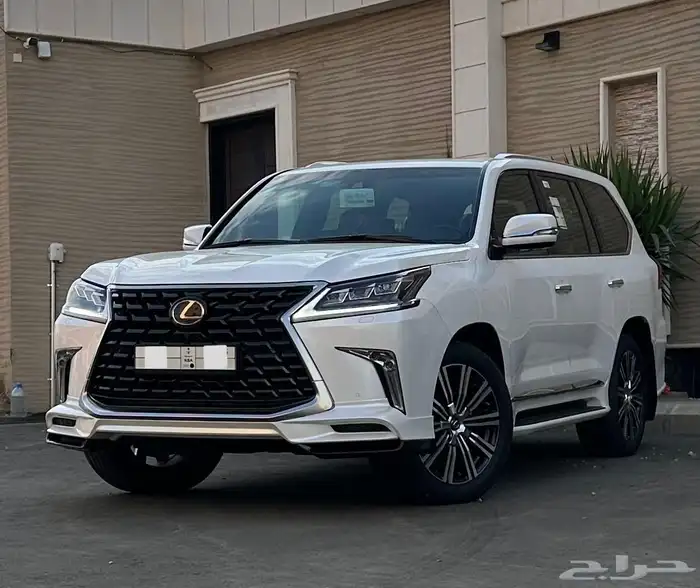 لكزس 2021 سبورت (( عداد 9 الاف فقط مخزن شبه الأصفار )) 5