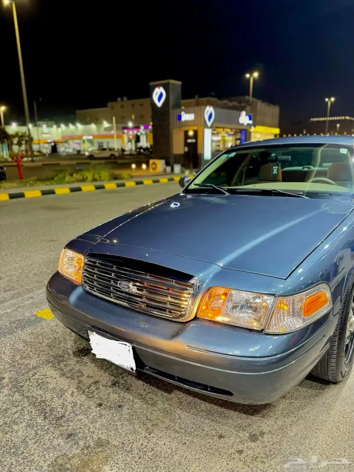 فورد كراون فكتوريا بوليسي 15