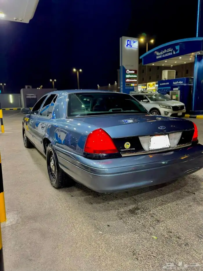 فورد كراون فكتوريا بوليسي 1