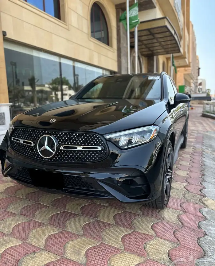 مرسيدس GLC300 AMG موديل 2025 شبه جديد ضمان الجفالي 6